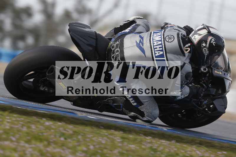 /Archiv-2024/02 29.01.-02.02.2024 Moto Center Thun Jerez/Gruppe gelb-yellow/backside